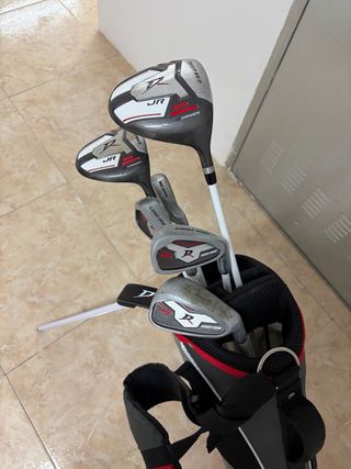 Palos y Bolsa de Golf Wilson