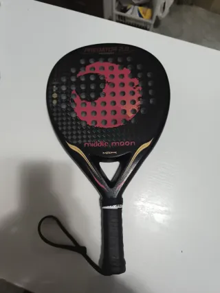 Pala pádel Middle Moon Predator 2.0 12K