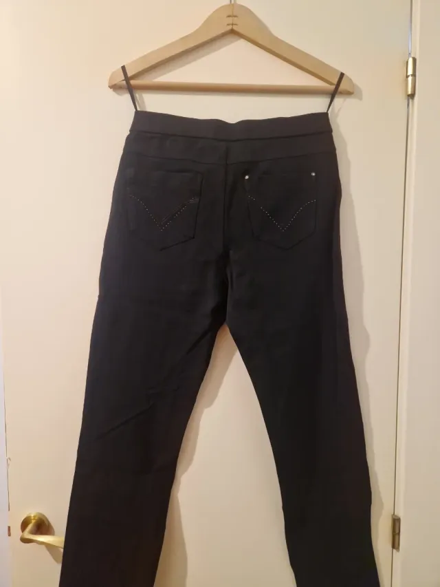 Pantalón pitillo negro Youline