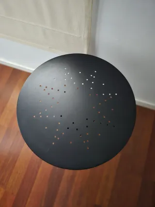 Mesa auxiliar de hierro forjado Ikea