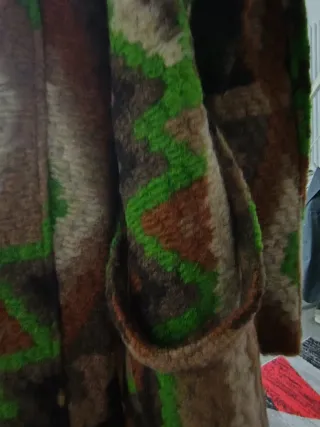 Cappotto tg M ma veste poco compreso di cintura