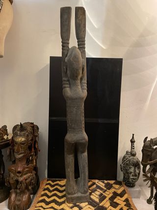 Figura Arte Africano Tallada