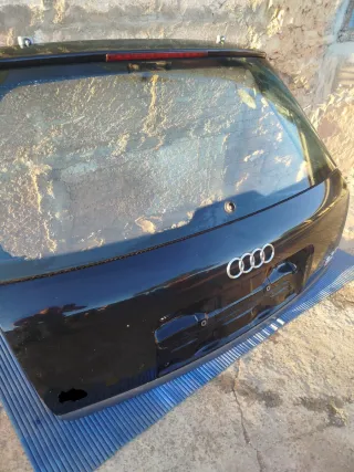 Portón Audi A6 C5 Avant/Allroad Negro