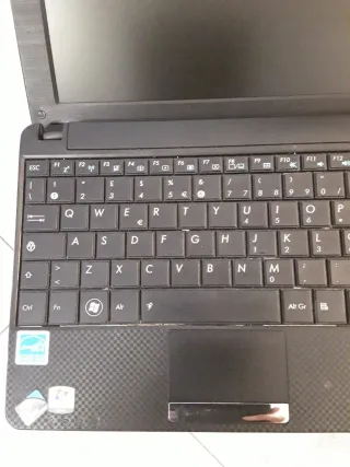 Asus Eee PC 1001 PX Non testato