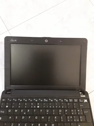 Asus Eee PC 1001 PX Non testato