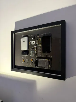 iPhone 2G 2007 ~ Quadro Artistico Dark