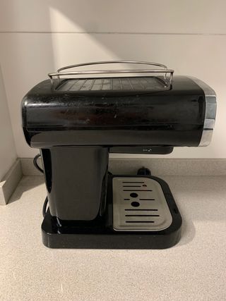 Cafetera Silvercrest Negra (reparar)