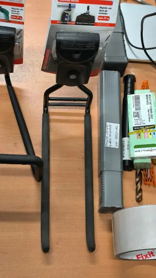 Soportes de pared Fischer