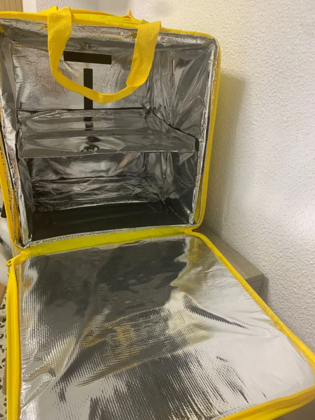 Nuova borsa Glovo gialla