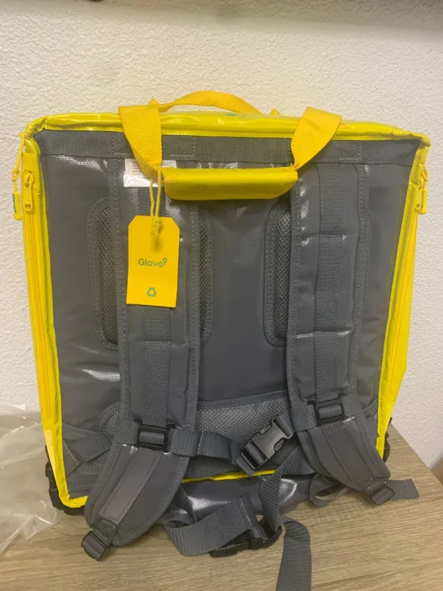 Nuova borsa Glovo gialla