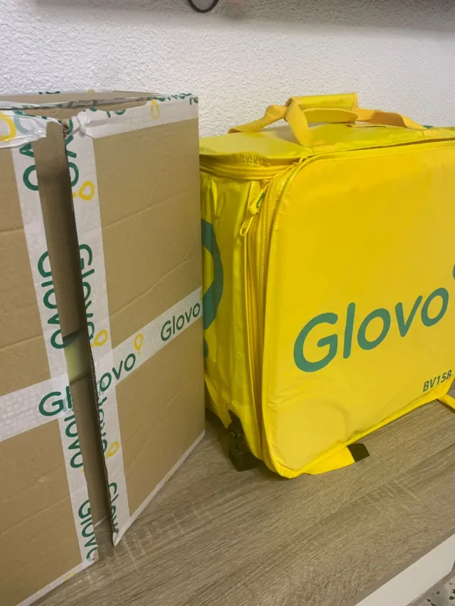 Nuova borsa Glovo gialla