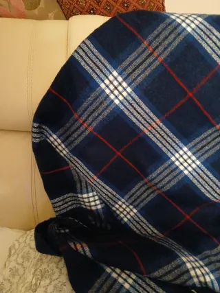 Manta de sofá cuadros 1.35x1.60