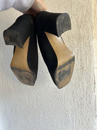 Zapatos de tacón negros