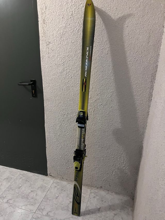 Esquís Rossignol DV Pro con fijaciones