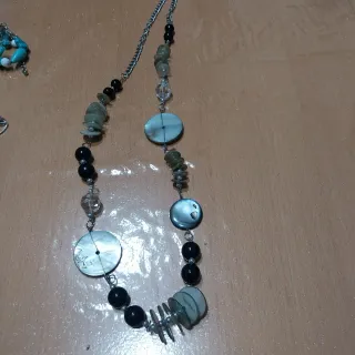 Collana con ciondolo Yin Yang e collana varie