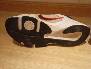 Zapatillas Nike Talla 42 Blancas y Rojas