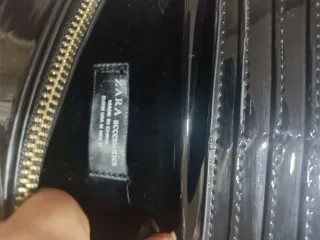 Cartera charol Zara
