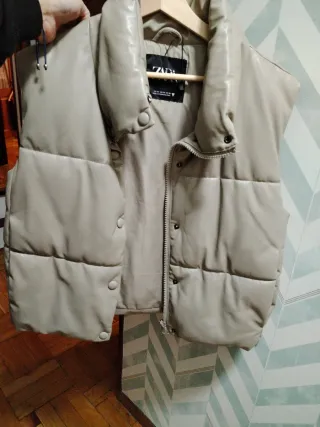 Chaleco Zara Beige Nuevo