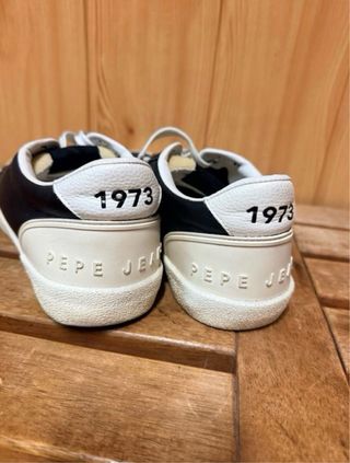 Zapatillas Pepe Jeans Negras y Blancas