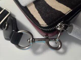 Borsa Marc Jacobs Snapshot zebrata con retro rosso