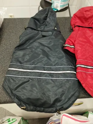 Vendo impermeabili - cappotti nuovi da indossare