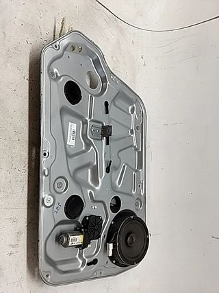 ELEVALUNAS DELANTERO DERECHO HYUNDAI SONATA (NF)