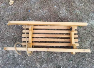 Trineo de madera