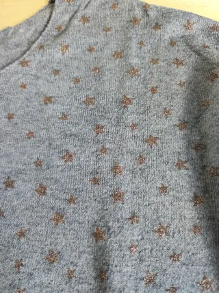 Jersey entretiempo estampado estrellas