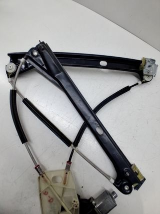 ELEVALUNAS DELANTERO DERECHO VOLKSWAGEN POLO