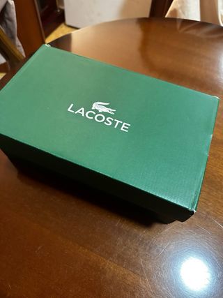 Zapatillas Lacoste Carnaby Cup Blancas 242MM mide