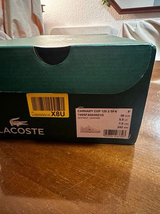 Zapatillas Lacoste Carnaby Cup Blancas 242MM mide