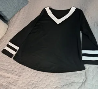 Blusa negra manga larga rayas blancas XXL