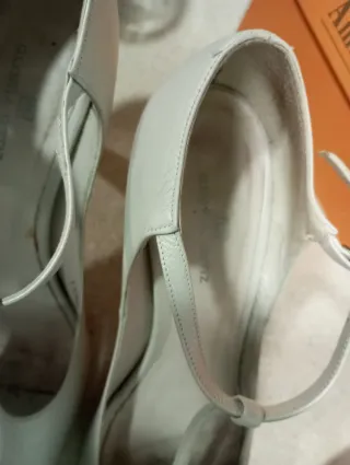 Zapatos tacón blanco roto peep toe