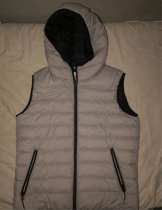 Chaleco Bershka Negro/Gris Nuevo