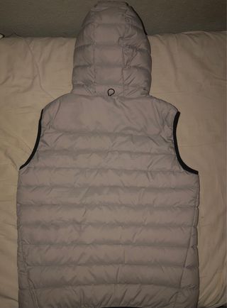 Chaleco Bershka Negro/Gris Nuevo