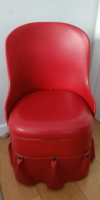 Poltrona scalzino GUARDATODO Vintage Rosso