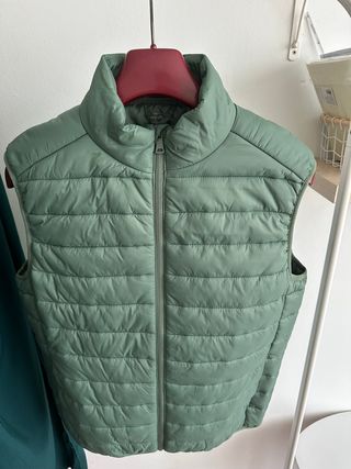 Chaleco MoCasual verde oliva acolchado