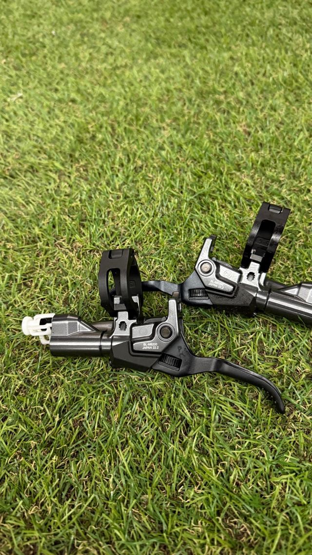 Set di leve freno Shimano XT 8200