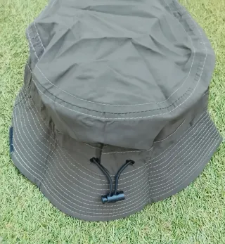 Oferta Gorro pescador Stone Island verde oliva