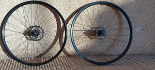 Ruedas de Bicicleta con Frenos de Disco
