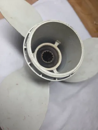 Hélice fueraborda aluminio