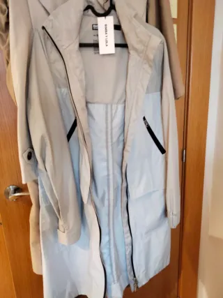 Chubasquero Bimba y Lola Beige/gris Talla S nuevo