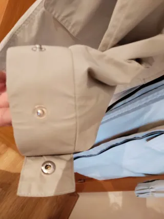 Chubasquero Bimba y Lola Beige/gris Talla S nuevo