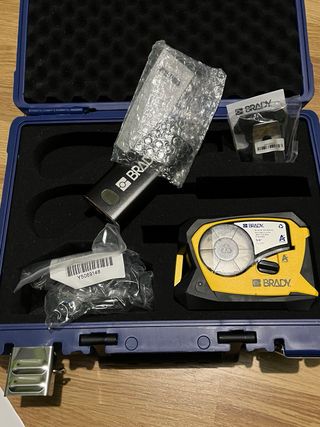 Kit Impresora Etiquetas Brady M211 Bluetooth