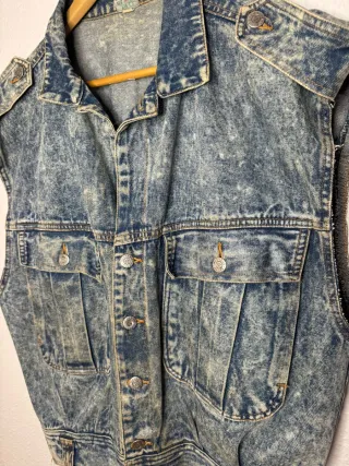 Chaqueta vaquera sin mangas