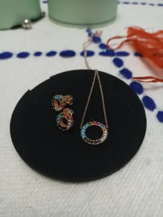 Conjunto Tous Collar y Pendientes Multicolor