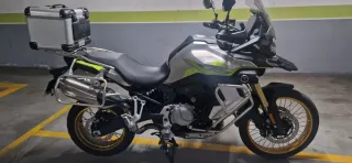 Moto Trail voge 900 dsx