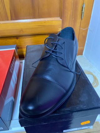 Zapatos de vestir negros hombre talla 42,45 y 46