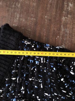 Cárdigan tweed negro con flecos