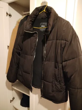 Chaqueta Pull&Bear Negra Talla S